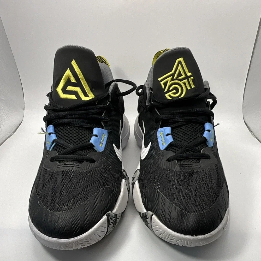 Nike Giannis Immortality‎ 2 Sneakers Black White Blue Boys 6Y